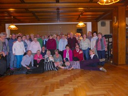 Schunkeln und Tanzen